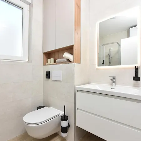 Apartment Alta Oliva 2 With Private Parking Zadar