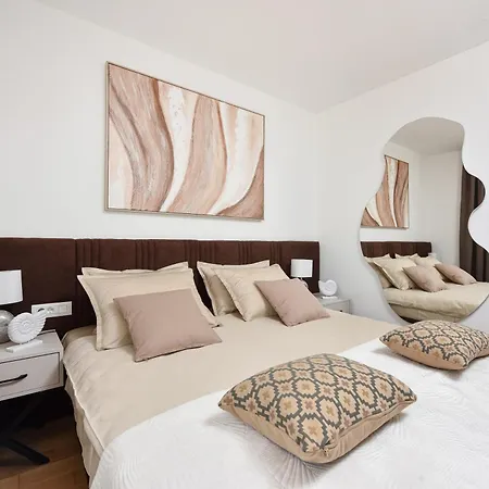 Apartment Alta Oliva 2 With Private Parking